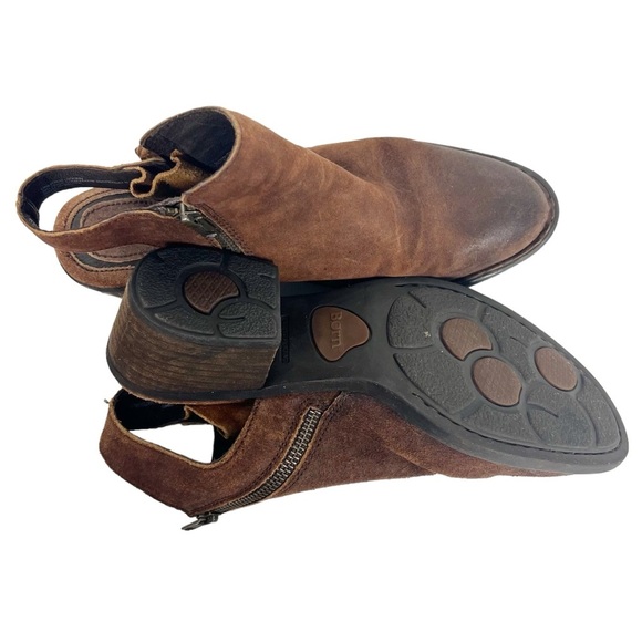 BORN Monikah Block Heel Distressed Suede Back Strap Bootie in Tobacco Size 8 - Picture 9 of 13